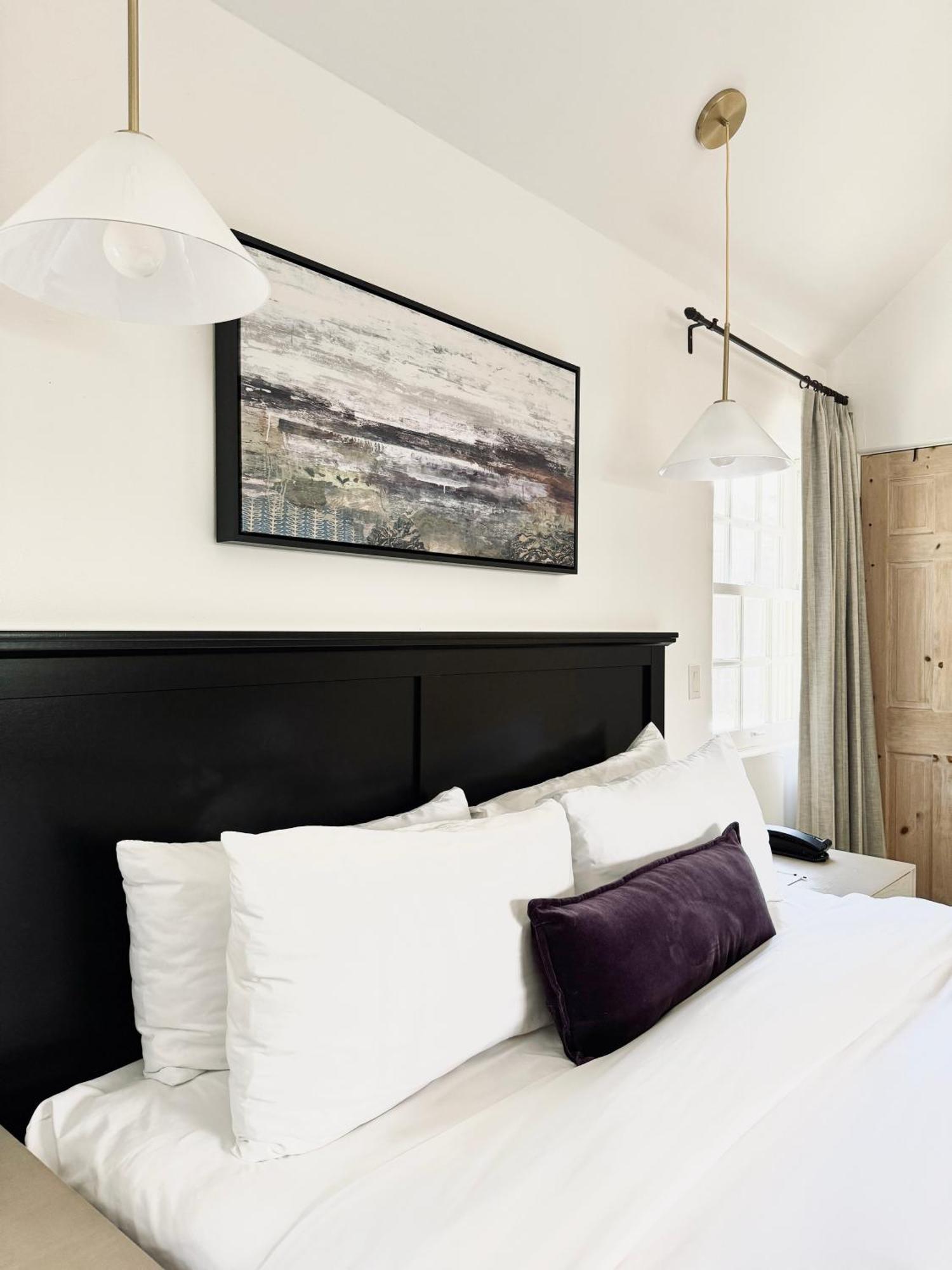 Hotel Lavender, A Four Sisters 3*
